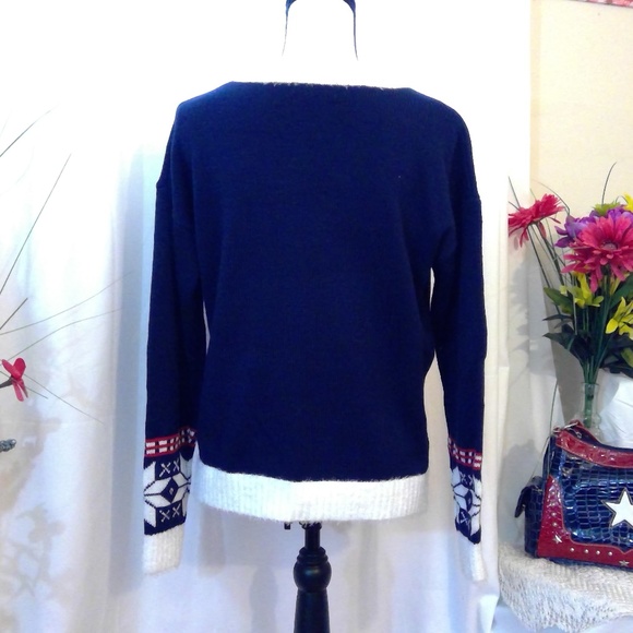 Santa Kitty Sweater - Picture 3 of 7